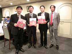 ﾛﾏﾝｽ小杉様_表彰.png